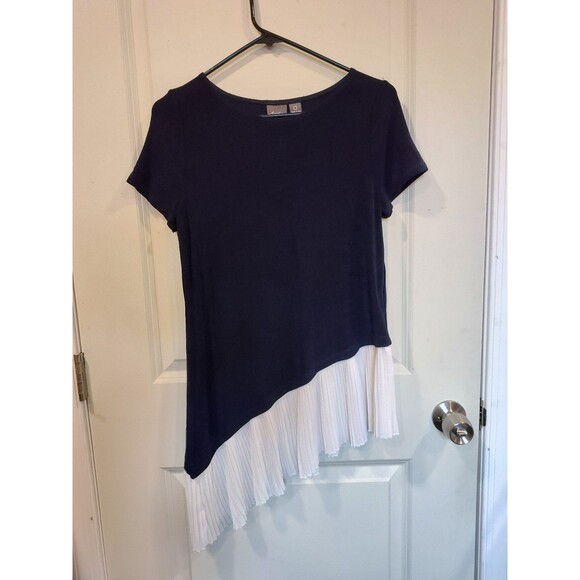 Women's Travelers by Chico's Pleated Asymmetrical Short Sleeve Top Navy Small - Picture 1 of 6